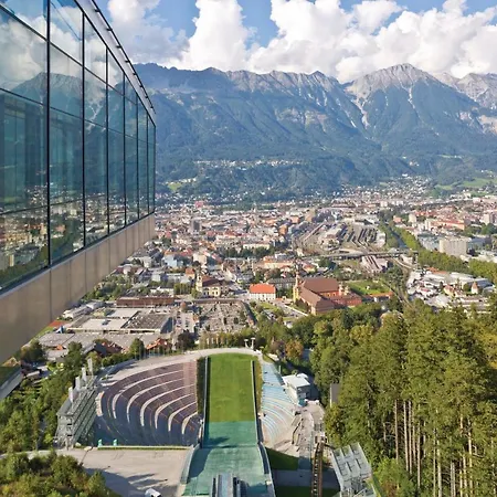 Apartament Huge In Awesome Location With Parking *